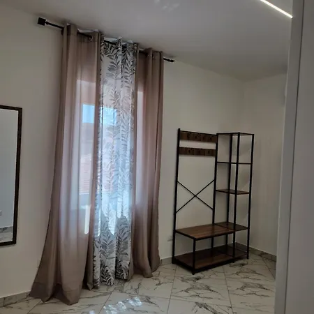 ゲストハウス Eden