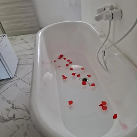 ゲストハウス Eden ラメーツィア・テルメ